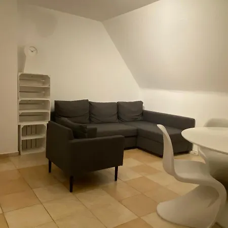 Apartman Jidaj-home *
